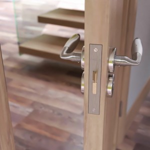 Passage, No Lock, Polished Chrome Door Handle Fortessa VERTO Series Contemporary Design Door Lever