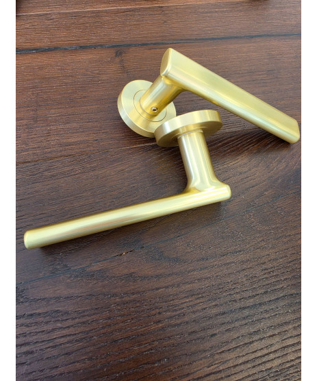  Frigo Lever Handle RM180SB Satin Brass