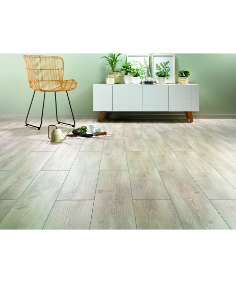 Aristotle Oak Plank 12mm Floor AC6