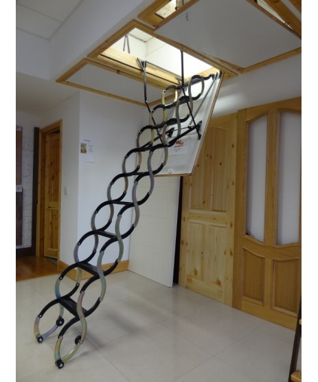 Deluxe Attic Stairs (Ideal for High Ceilings)